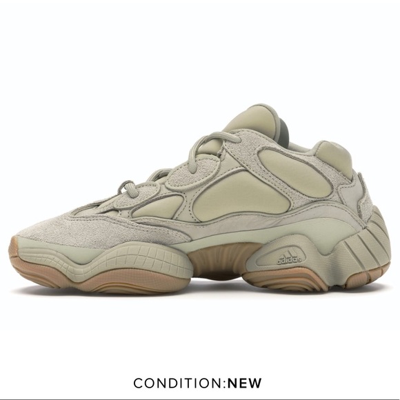 Saturdays at the office - Picture 2 of 7